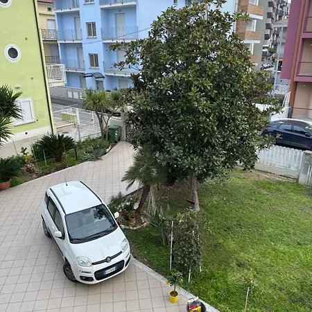 Casa Giardino - Interno 2 شقة ألبا أدرياتيكا